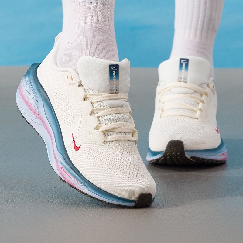 Lightweight Road Running Shoes - Chaussures Nike pour femmes, originales, basses,