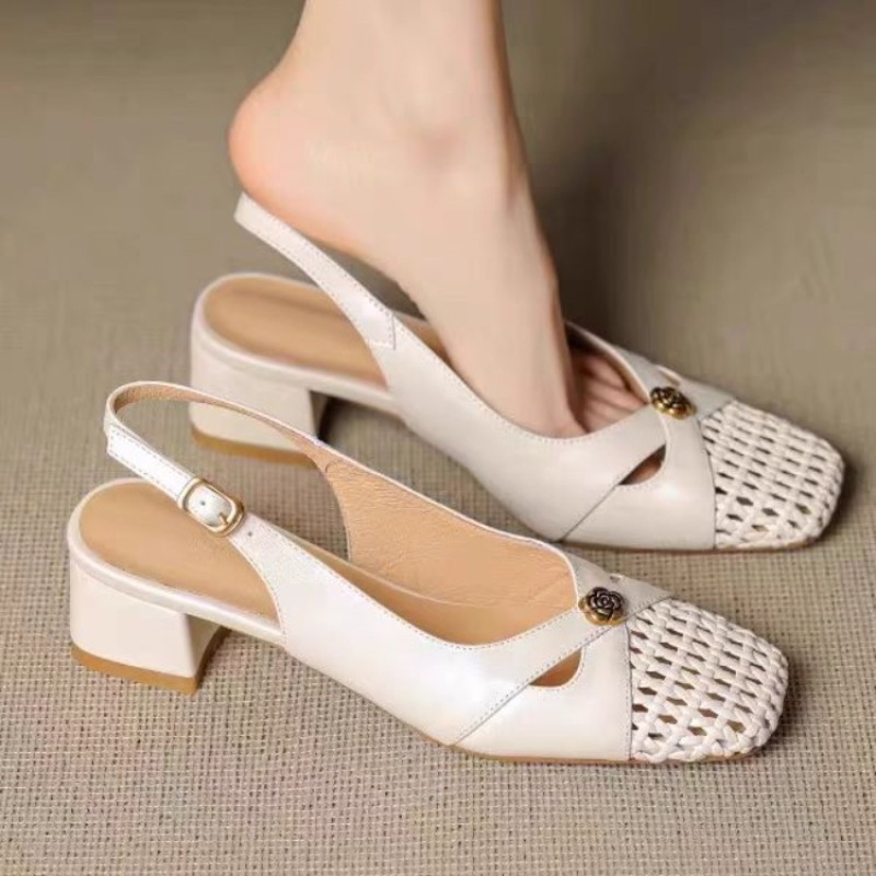 Sandales à bout fermé de style - Sandals avis et prix